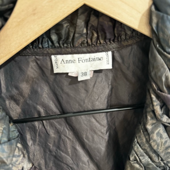 Crinkle Ruffle Blouse - Picture 3 of 6